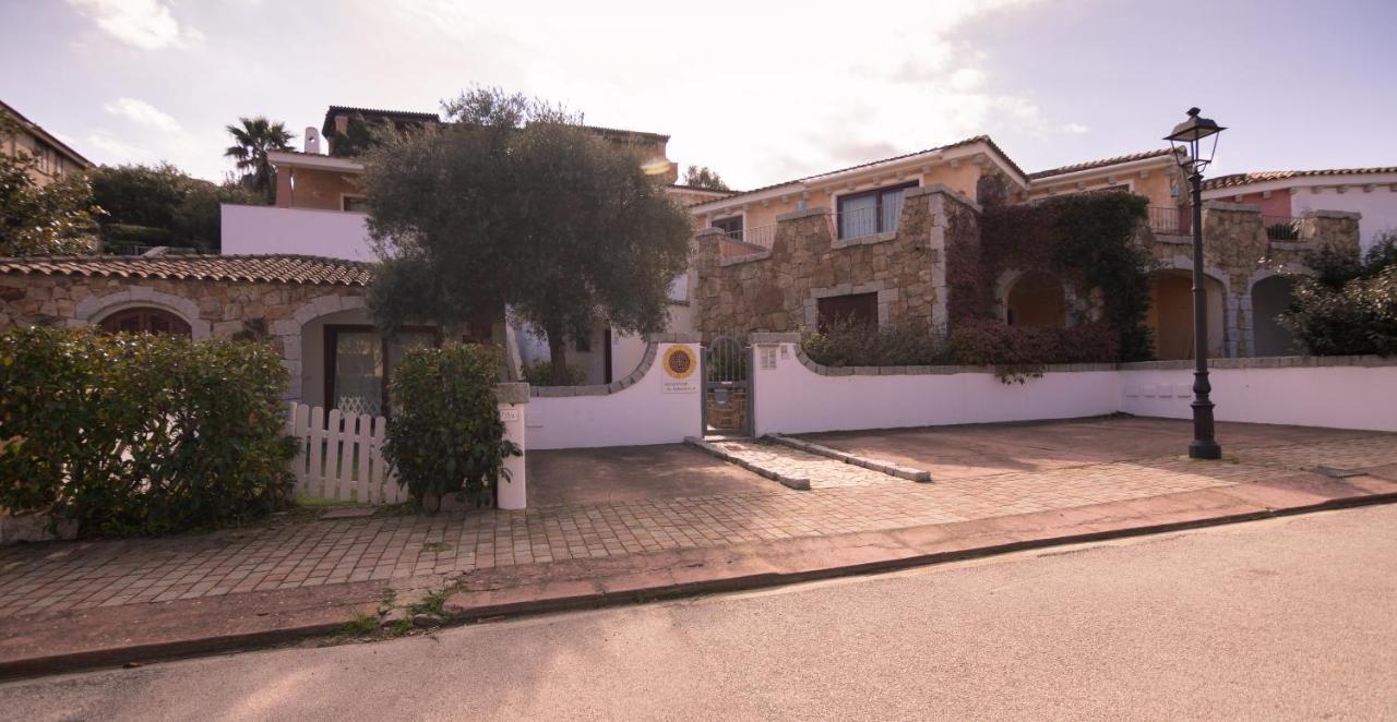 אפרטהוטל גולפו אראנצ'י Residenze Il Girasole מראה חיצוני תמונה