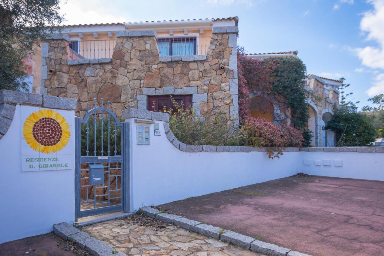 אפרטהוטל גולפו אראנצ'י Residenze Il Girasole מראה חיצוני תמונה