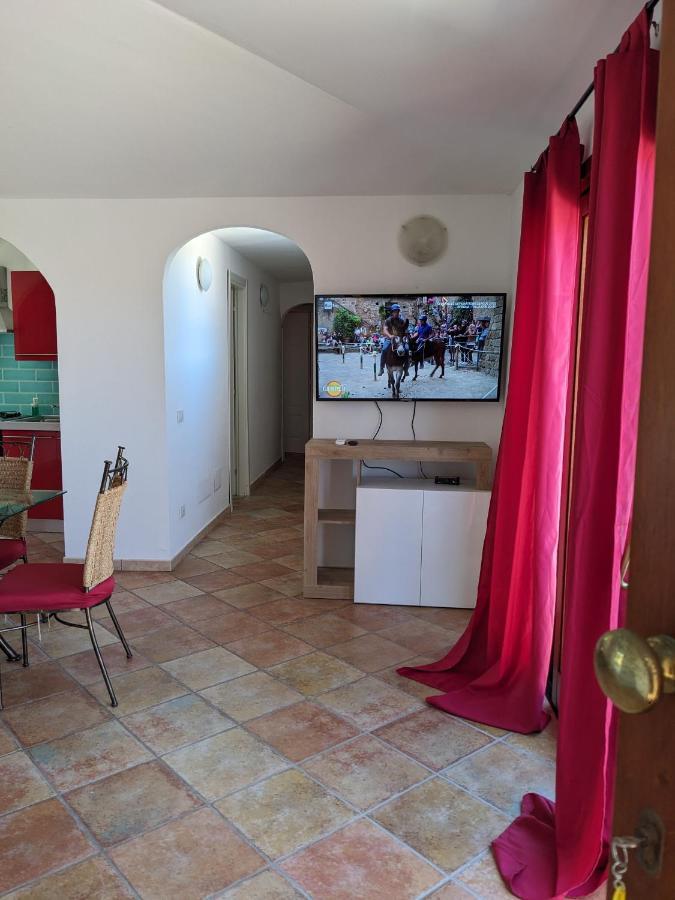 אפרטהוטל גולפו אראנצ'י Residenze Il Girasole מראה חיצוני תמונה