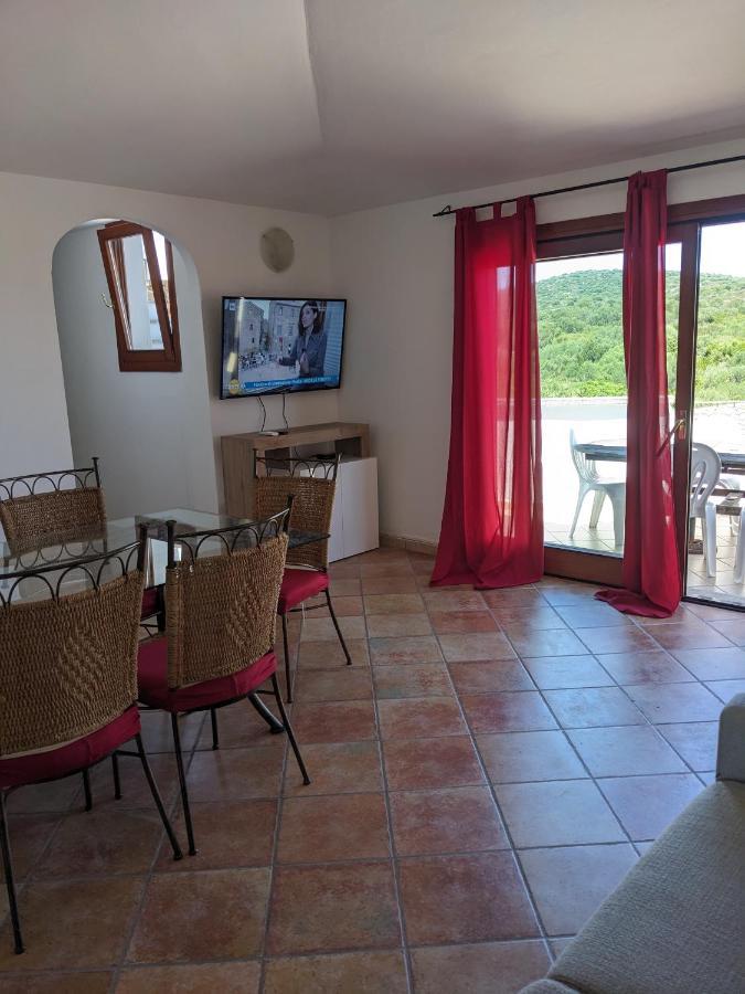 אפרטהוטל גולפו אראנצ'י Residenze Il Girasole מראה חיצוני תמונה