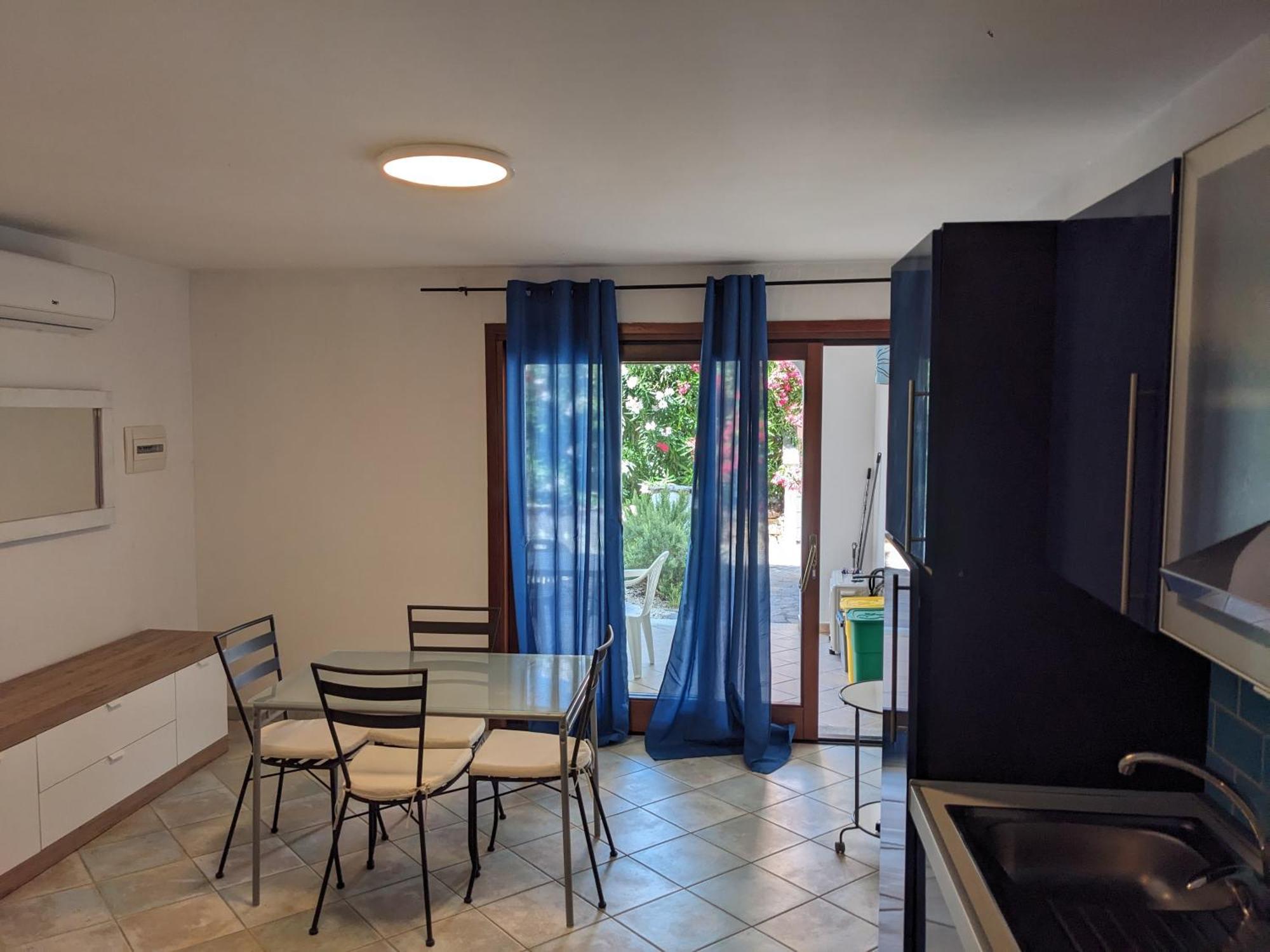 אפרטהוטל גולפו אראנצ'י Residenze Il Girasole חדר תמונה