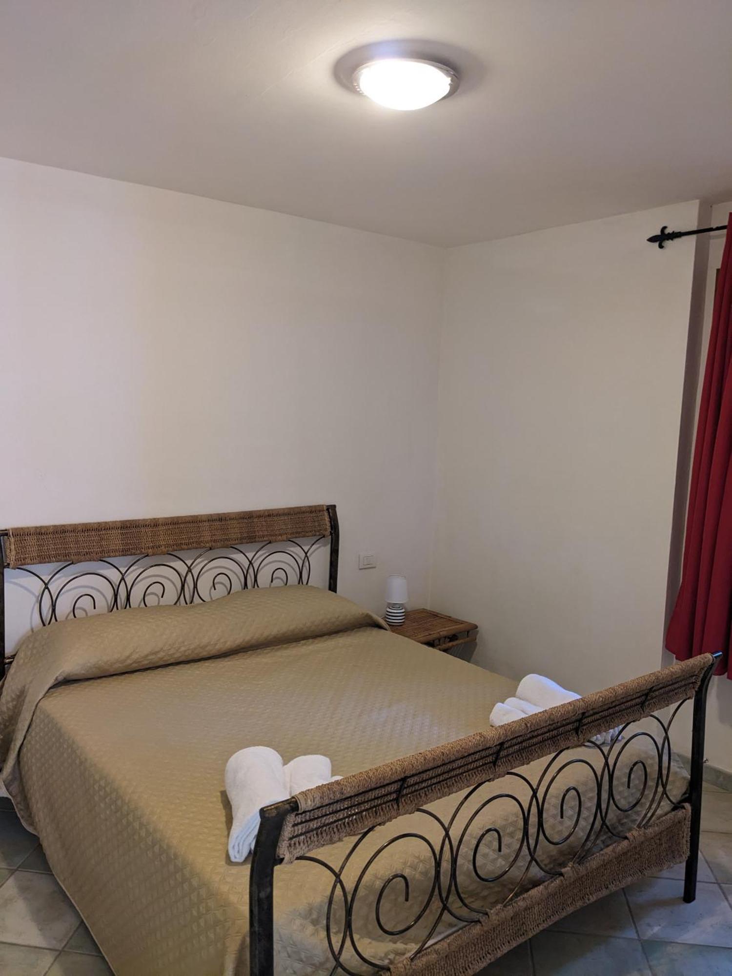 אפרטהוטל גולפו אראנצ'י Residenze Il Girasole חדר תמונה